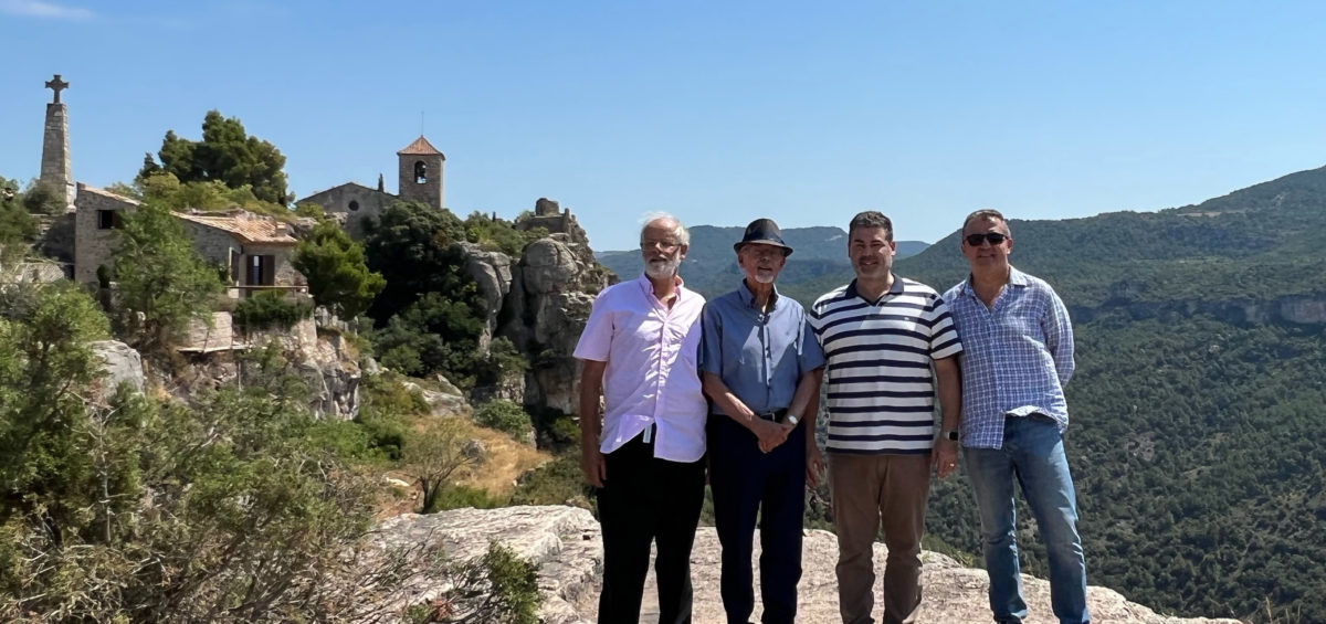 El president dels Pobles més Bonics d'Espanya visita Siurana (El Priorat) 2